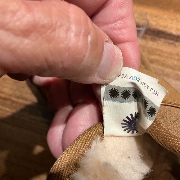 UGG Chestnut Suede Boots with Plush Lining - Picture 8 of 9